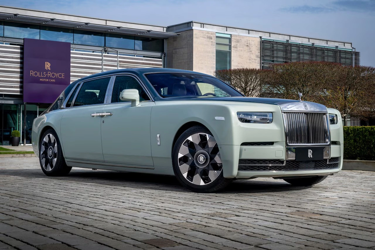 Rolls Royce - Luxury Car Rental Jaipur